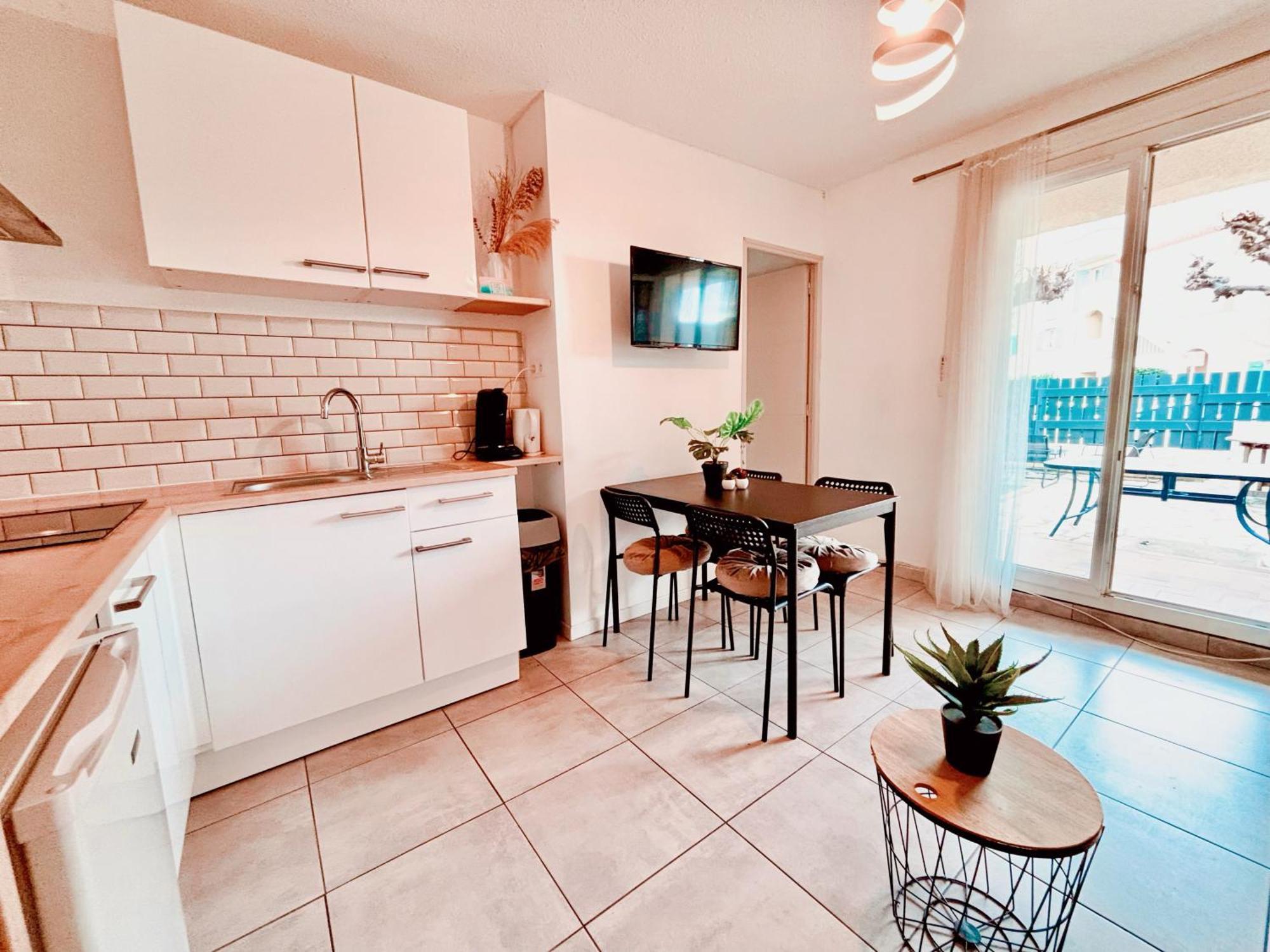 Appartement Calme Avec Jardin Privatif - 3 - Canet-en-Roussillon Kültér fotó