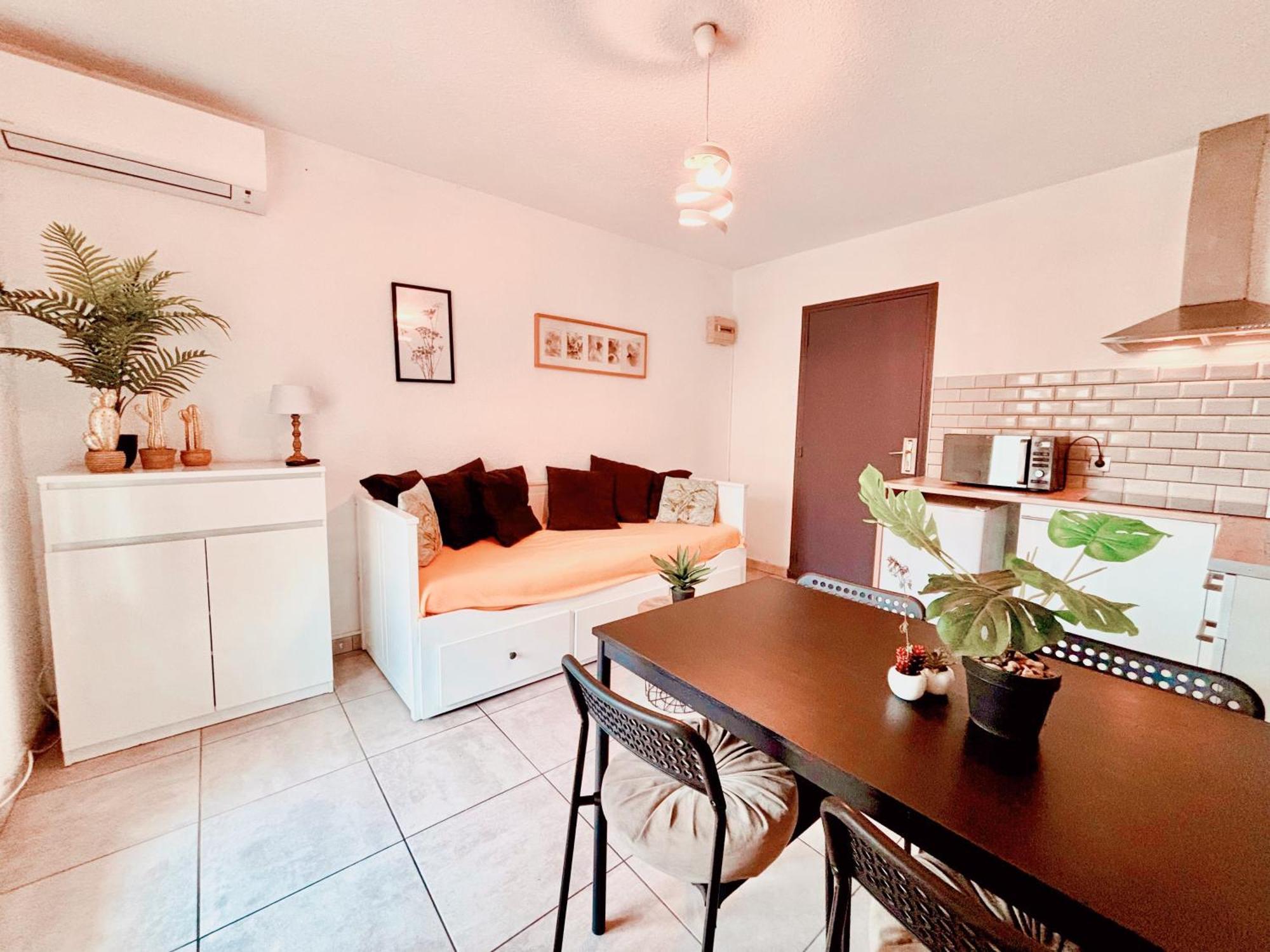 Appartement Calme Avec Jardin Privatif - 3 - Canet-en-Roussillon Kültér fotó